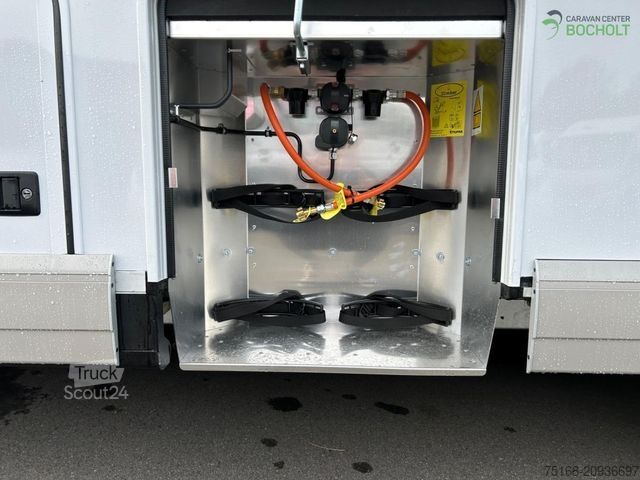 Integroitu matkailuauto CARTHAGO chic c-line I 4.9 LE Sky Dream Comfort