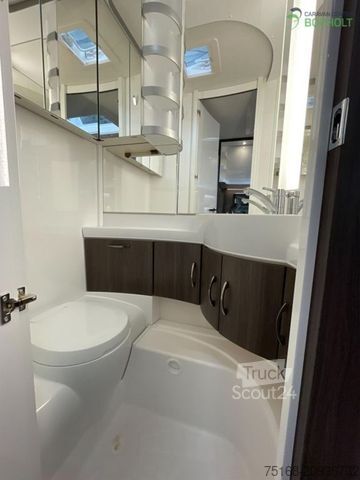 Lakókocsi HOBBY Prestige 620 CL Abverkauf / 2200 kg