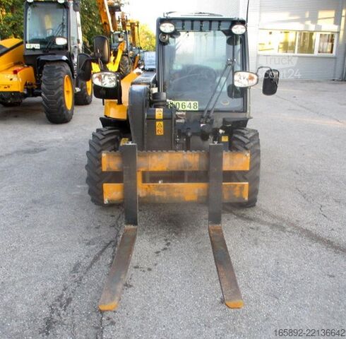 Manipulator telescopic JCB 516-40