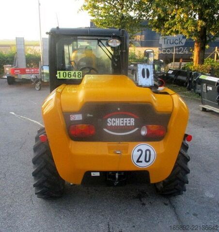 Manipulator telescopic JCB 516-40