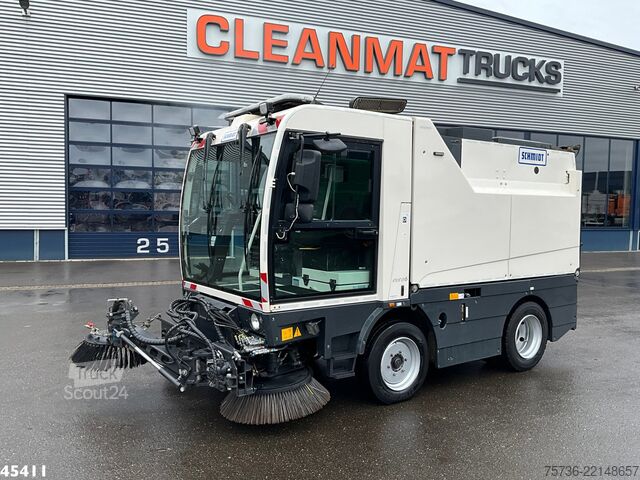 Ielu tīrīšanas mašīna Schmidt Cleango 500 Compact Euro 6 with 3-rd brush