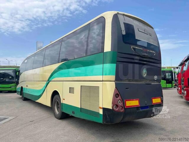 Varredora de rua Mercedes-Benz Sideral 2000