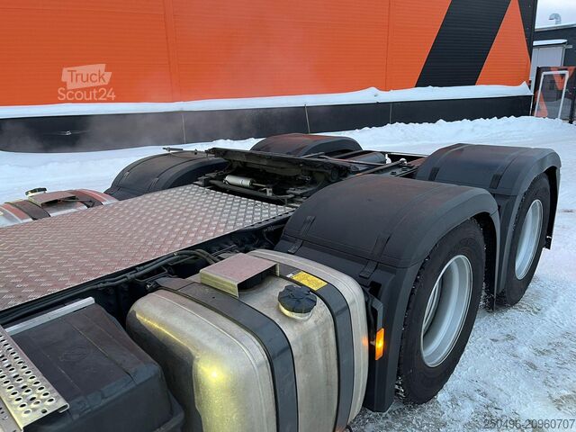 Standarta traktors Mercedes-Benz Actros 2853 6x4 BIG SPACE CAB