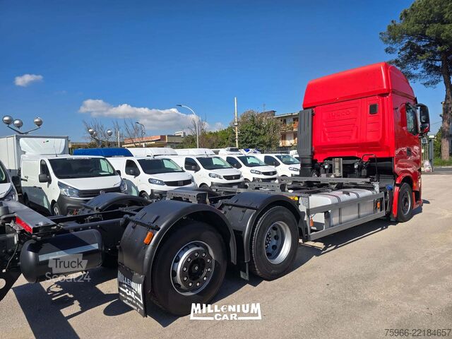 šasija kamiona IVECO SWAY 480 MOTRICE 3 ASSI 12/2021