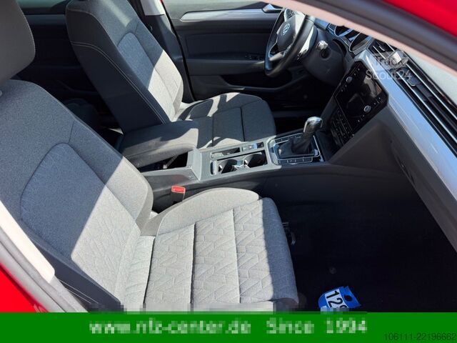 Минибус VOLKSWAGEN Passat Variant Business 2,0TDI DSG ACC