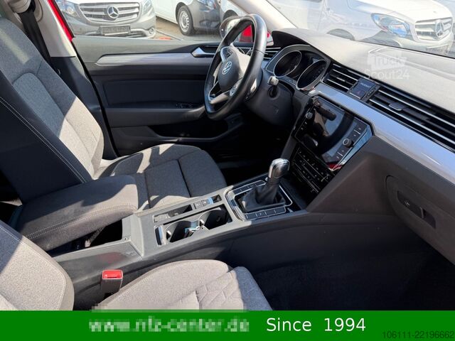 Минибус VOLKSWAGEN Passat Variant Business 2,0TDI DSG ACC