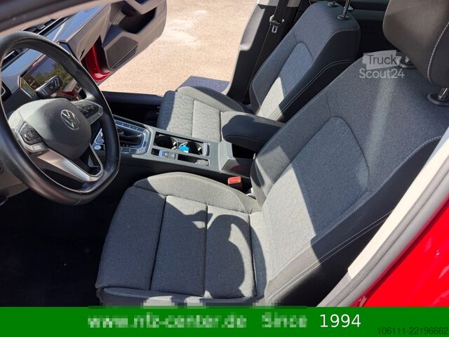 Минибус VOLKSWAGEN Passat Variant Business 2,0TDI DSG ACC