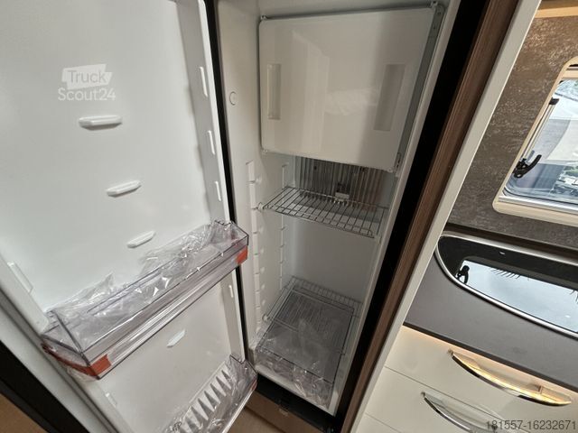 Ημιενσωματωμένο αυτοκινούμενο τροχόσπιτο BÜRSTNER Lyseo TD Harmony Line 744 5. Sitz, Navi 10