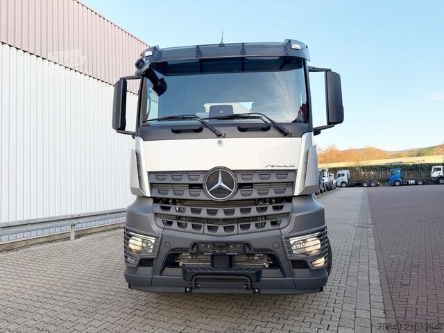 Podwozie ciężarówki Mercedes-Benz Arocs 2553 L 6x2 Arocs 2553 L 6x2, Lenk-/Liftachse, Navi, MultimediaCockpit, Motorabtrieb