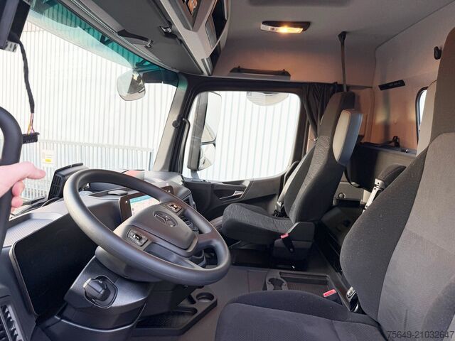 Podwozie ciężarówki Mercedes-Benz Arocs 2553 L 6x2 Arocs 2553 L 6x2, Lenk-/Liftachse, Navi, MultimediaCockpit, Motorabtrieb
