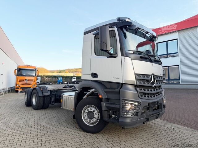 Haakarm vrachtwagen Mercedes-Benz Arocs 2553 L 6x2 Arocs 2553 L 6x2, Lenk-/Liftachse, Navi, MultimediaCockpit, Motorabtrieb