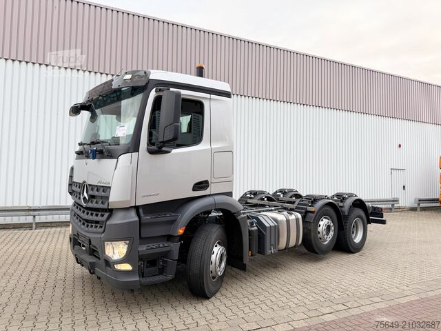 Tippbil Mercedes-Benz Arocs 2542 L 6x2/4 Arocs 2542/45 L 6x2/4, Vorlauflenk-/liftachse, Navi, MultimediaCockpit