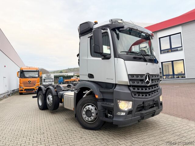 Tippbil Mercedes-Benz Arocs 2542 L 6x2/4 Arocs 2542/45 L 6x2/4, Vorlauflenk-/liftachse, Navi, MultimediaCockpit