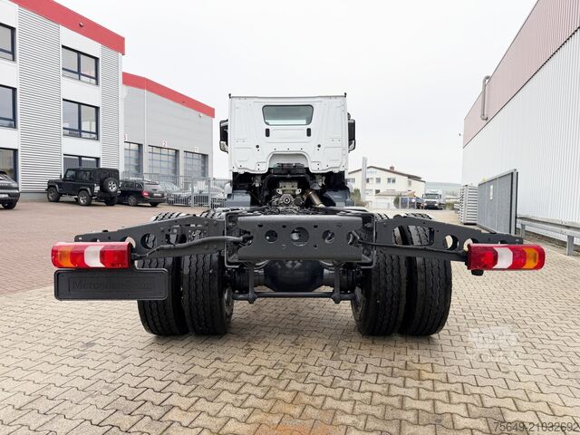 Autocamion cu destinație specială Mercedes-Benz Arocs 1840 K 4x2 Arocs 1840 K 4x2, MultimediaCockpit, 2x Nebenantrieb, NMV & Motorabtrieb