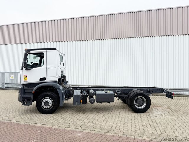 Autocamion cu destinație specială Mercedes-Benz Arocs 1840 K 4x2 Arocs 1840 K 4x2, MultimediaCockpit, 2x Nebenantrieb, NMV & Motorabtrieb