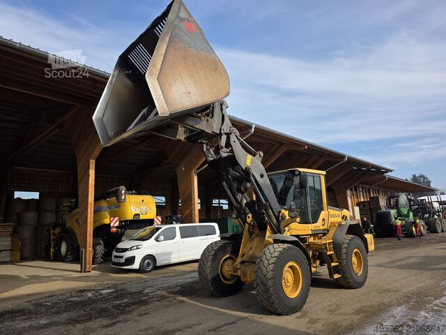 încărcător VOLVO L90 F