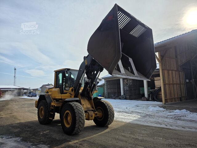 încărcător VOLVO L90 F