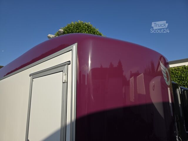Skříňový přívěs trailershop Debon Roadster 400 Seitentür berrydirekt