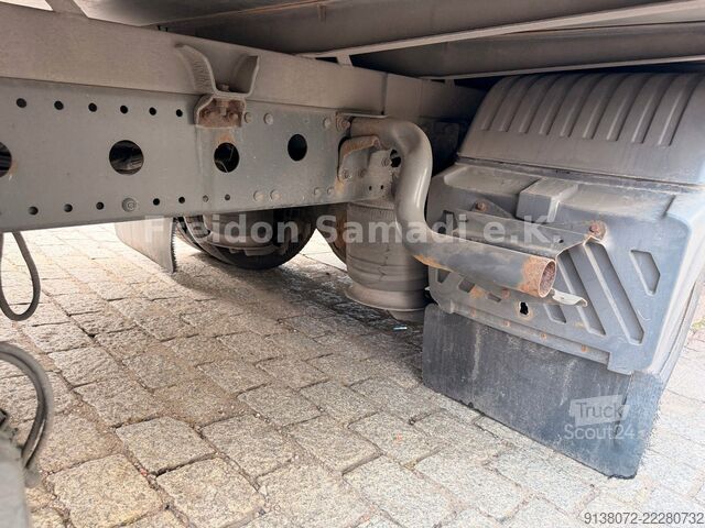 Skříňová dodávka MERCEDES-BENZ Atego  4x2 818  OM934 4x2 Koffer Palfinger LBW