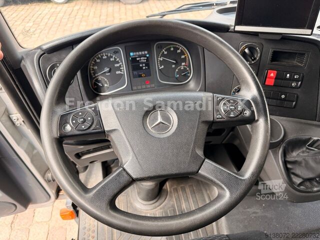 Skříňová dodávka MERCEDES-BENZ Atego  4x2 818  OM934 4x2 Koffer Palfinger LBW