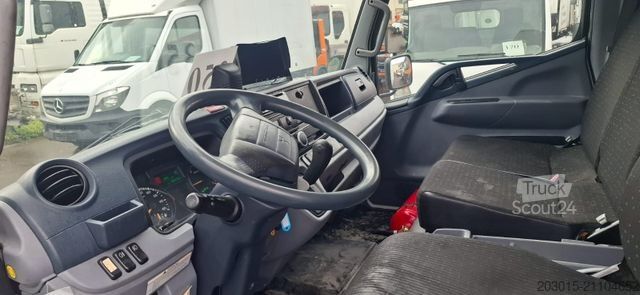 Furgon skrzyniowy MITSUBISHI Canter Fuso  7 C18