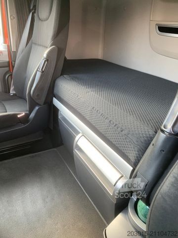 Volumen trækker DAF DAF XF 480   / SC