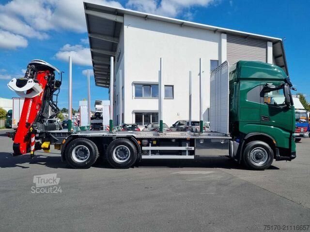 Transportador de madeira Iveco X-Way AS300X57 Z/P HR ON+ 6x4 (6x6 Hi Traction)