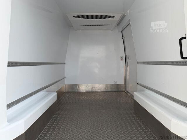 Transport chłodniczy/mrożony Mercedes-Benz Sprinter 317 CDI Frischdienst Fahr-/Standkühlung