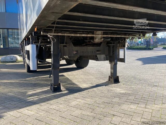 Vloer verplaatsen Knapen Trailers K200 - 70m3 Liftas *huren / Vermietung*
