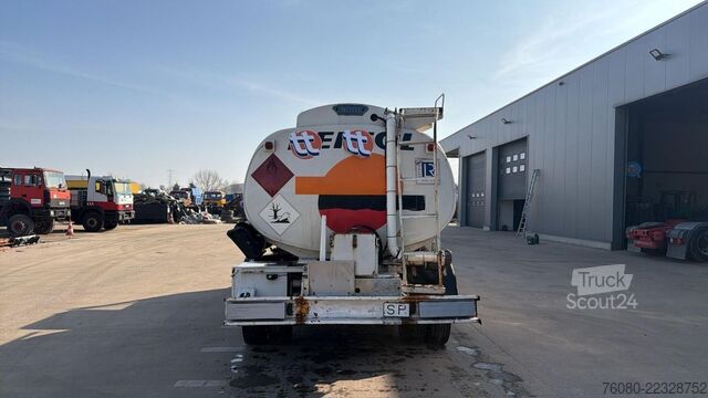 Tankwagen MAN 10.153 (7410L / STEEL SUSP. / MANUAL PUMP / POM...