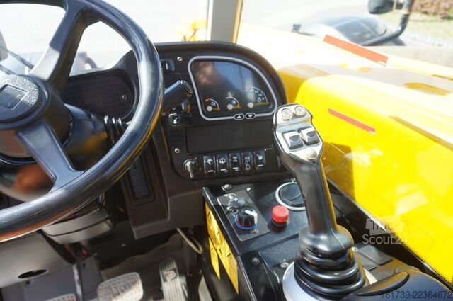 Teleloader JCB 526-56 AGRI Plus / 5.6 m / joystick