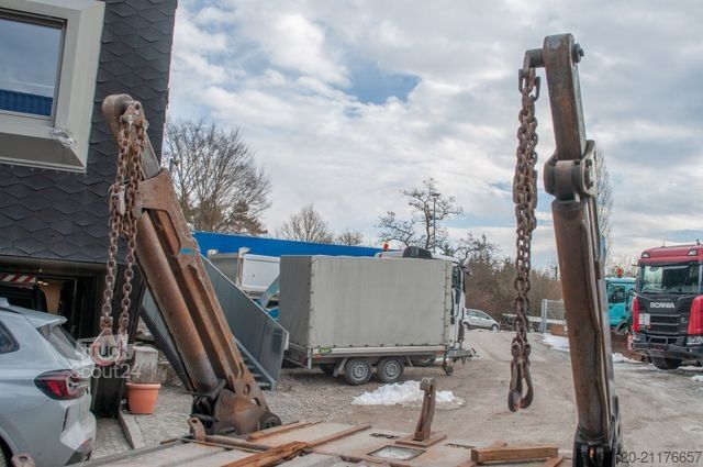 Самосвален ван ISUZU 75D Absetzer Gergen Helios 8 *Defekt*