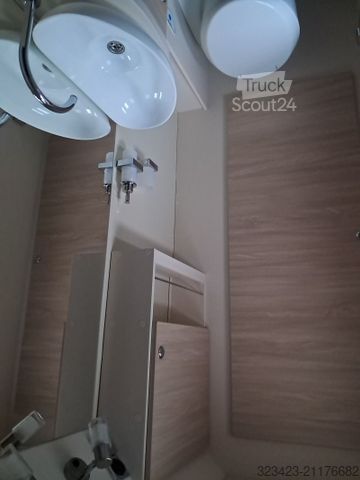 Alkovový obytný vůz EURAMOBIL Activa One 550 MS Markise, Radio, RFK