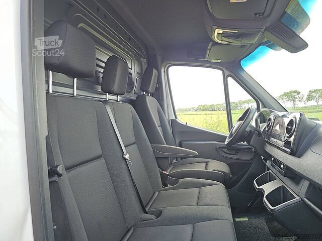 Bestelauto MERCEDES-BENZ SPRINTER 317