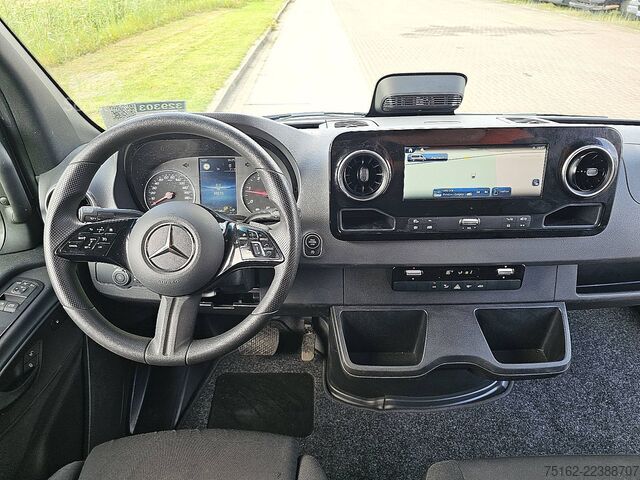 Bestelauto MERCEDES-BENZ SPRINTER 317