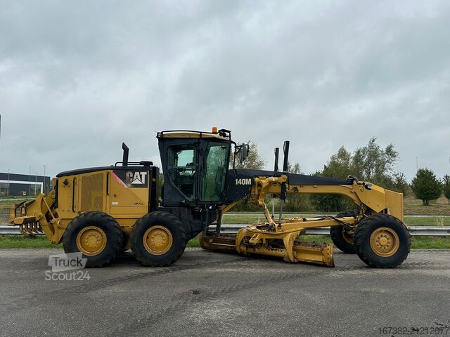 Road grader Caterpillar 140M Ripper + Pushblock
