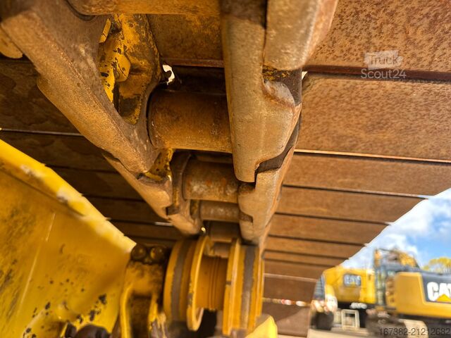 Levelling machine Komatsu D65PXi-18 | TOPCON GPS