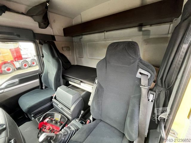 Abrollkipper MAN TG-S 26.440 6x4 Abrollkipper mit Kran Funk 4xhyd