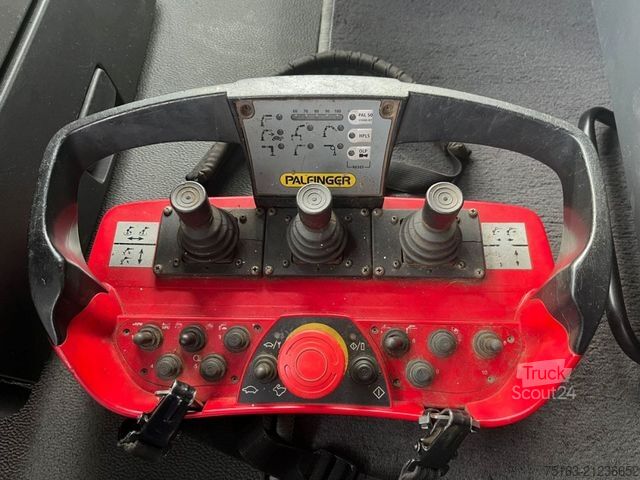 Abrollkipper MAN TG-S 26.440 6x4 Abrollkipper mit Kran Funk 4xhyd