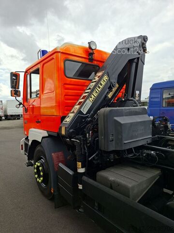 Haakarm vrachtwagen MAN 26.343 6x2*4 Meiller Abroller + Kran Feuerwehr