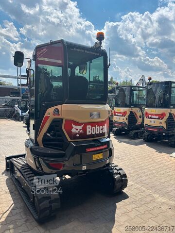 Minikotró BOBCAT E 27  - Exclusive Edition 1of1