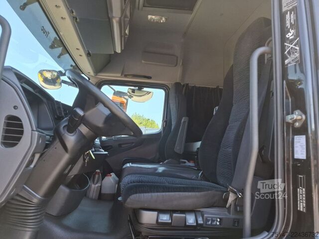 Фургон с брезентова завеса MERCEDES-BENZ 818 L Atego Klima Tempomat Motorschaden