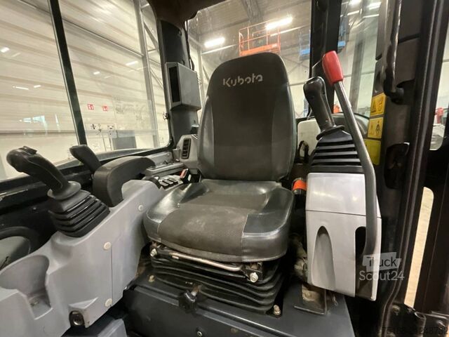 Mini excavator Kubota KX 057-4
