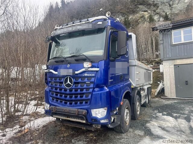  Mercedes-Benz Arocs 3263