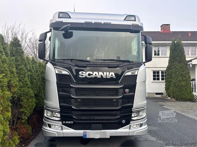  Scania R660 6x4 Asphalt Truck