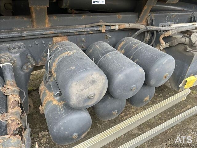  Scania R124/400 hook truck w/ 26T hook and box. WATCH VID