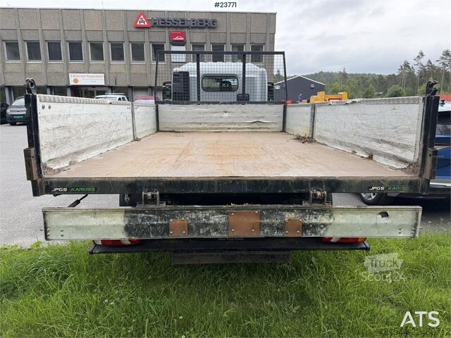 Sklápač Renault D 4x2 tipper truck 7.5 tons