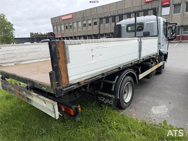Sklápač Renault D 4x2 tipper truck 7.5 tons