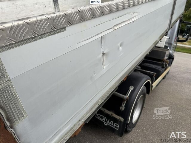 Pašizgāzējs Renault D 4x2 tipper truck 7.5 tons