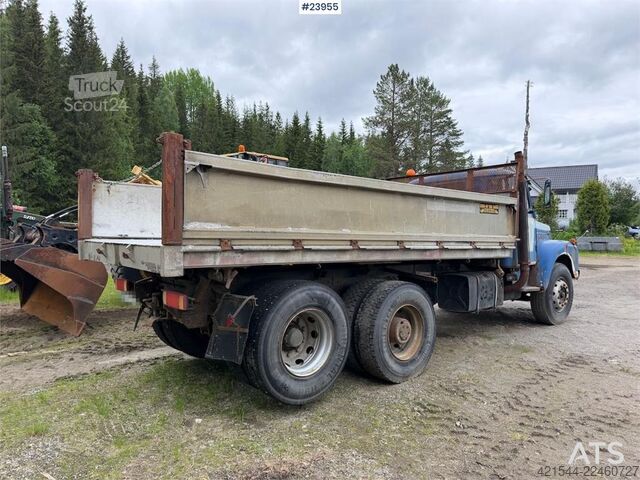  Scania LS 111S42 truck. Repair object